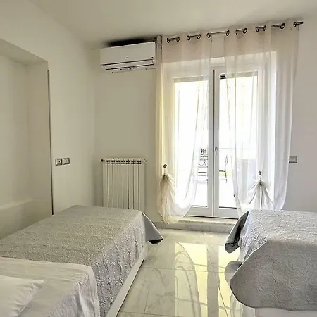 Sleeps 6 Air Con Wifi Apartament Scala